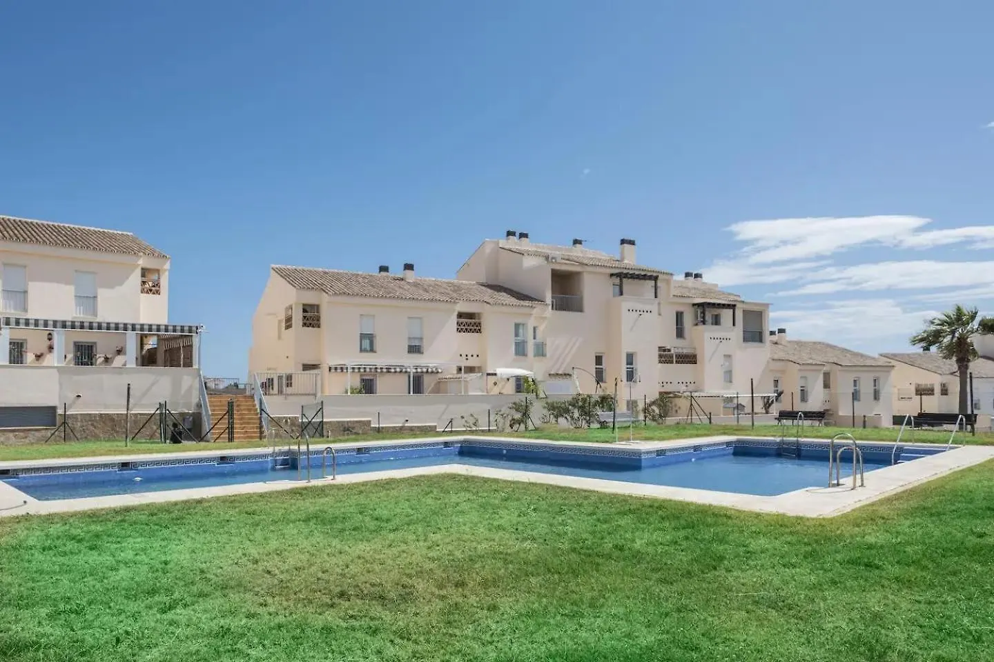 Relaxation, Golf & Beach Caleta De Velez Apartment