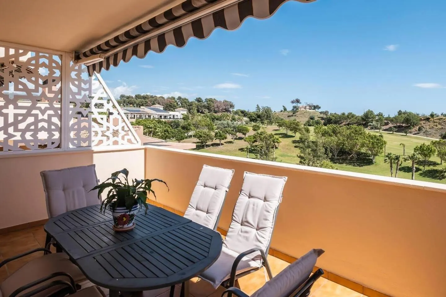 Relaxation, Golf & Beach Caleta De Velez Apartment